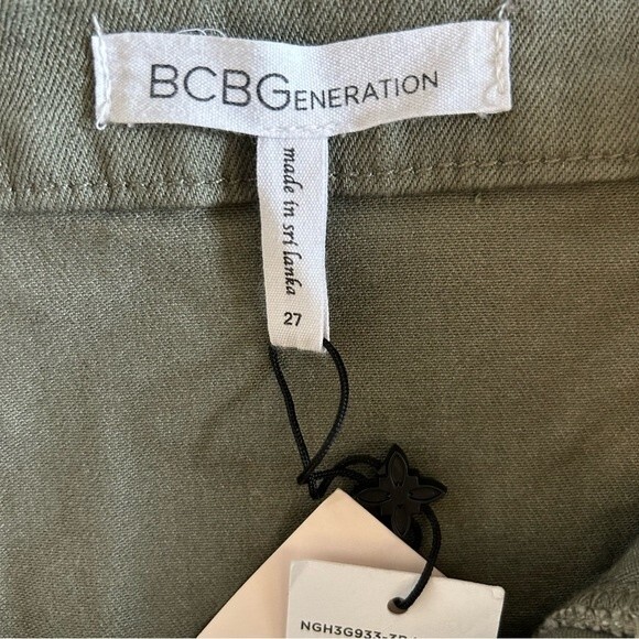 BCBG Jean Mini Skirt Green Size 27 NWT - Picture 3 of 5